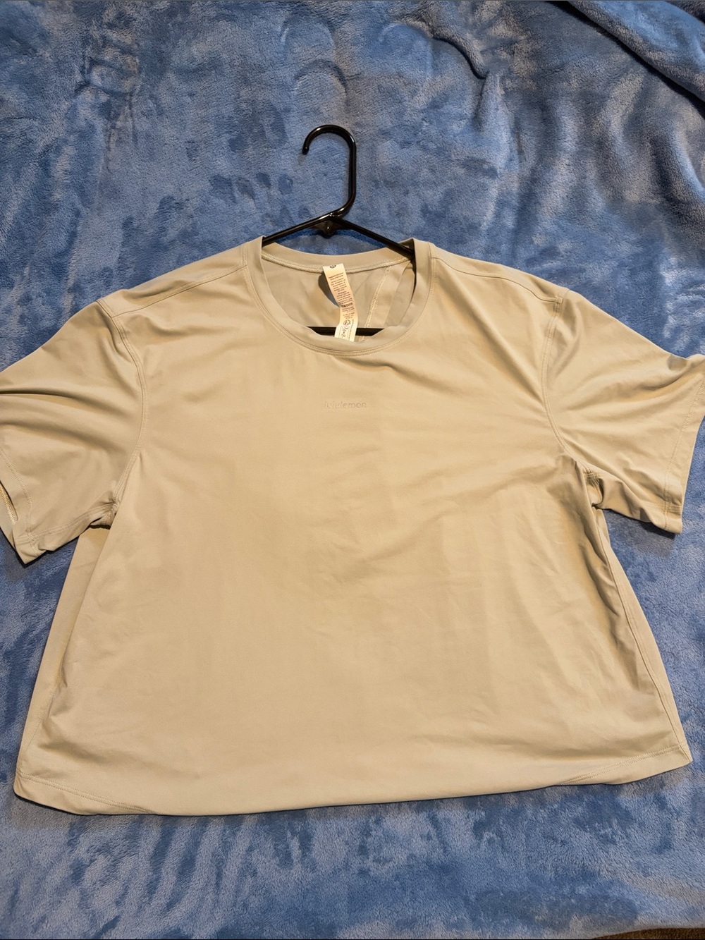 lululemon athletica Women's Short Sleeve Crewneck Tee in Light Green